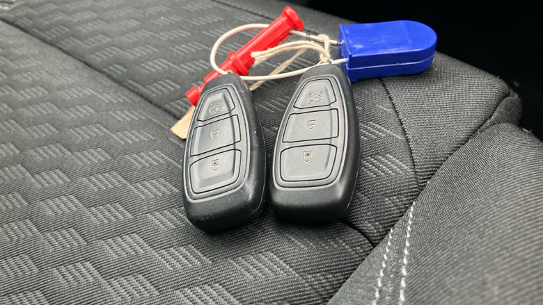 Ford Puma 1.0 EcoBoost Hybrid mHEV Titanium First Ed 5dr Petrol Hatchback